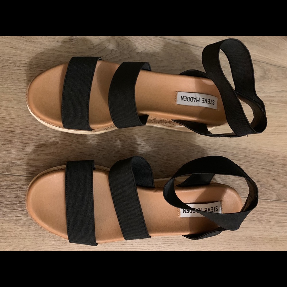 Steve Madden Bandi platform sandal